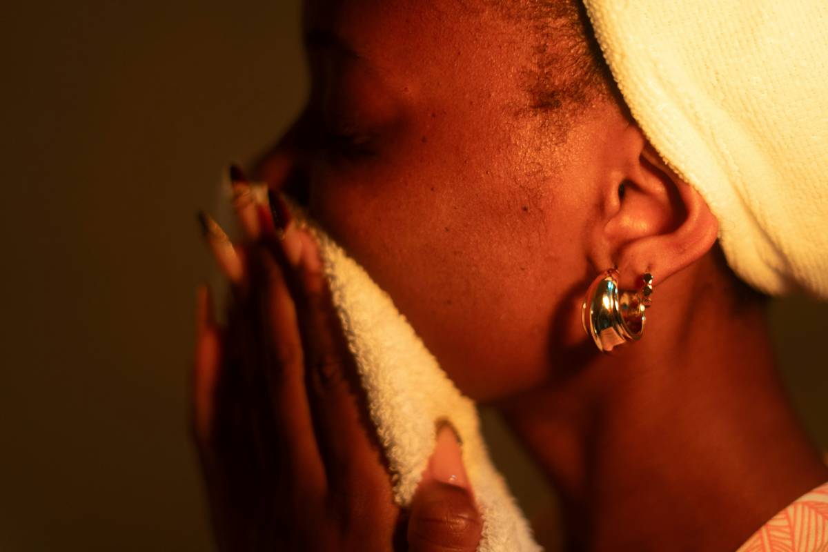 Disposable Body Cleansing Wipes: Your Secret Weapon for Fresh Skin On the Go (Without the Gunk)