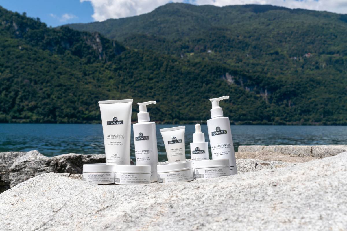 Travel Body Wipes: Your On-the-Go Secret for Fresh, Clean Skin (Even When Showers Aren’t an Option)