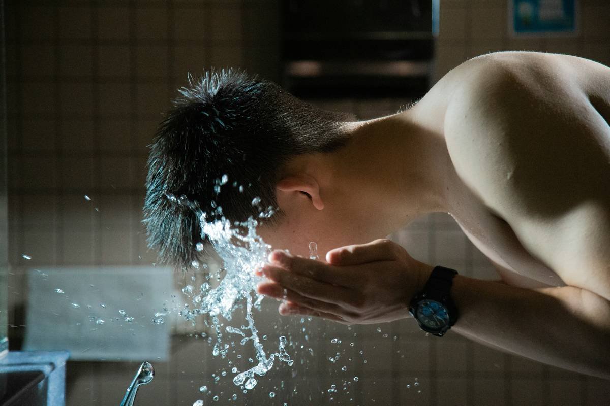 Wipes to Wash Body: Your On-the-Go Cleanse When Showers Aren’t an Option